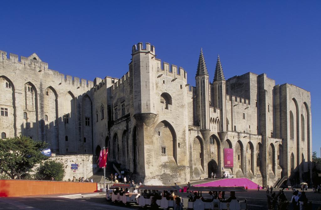 Hotel Mercure Avignon Centre Palais Des Papes Exterior foto